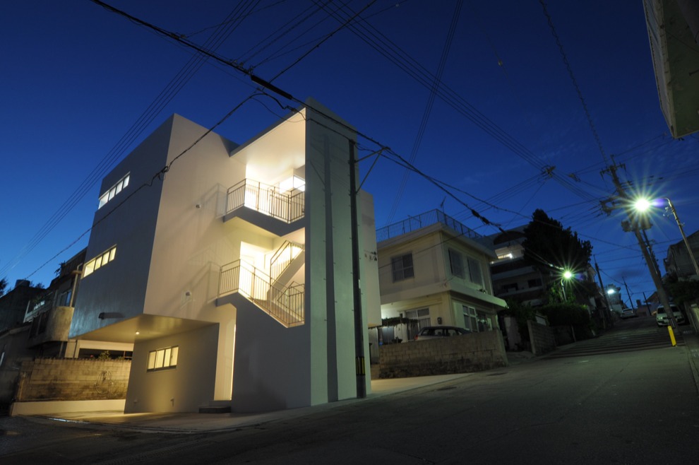 二世帯住宅に住むなら沖縄 メリットや価格相場は ローコスト住宅はコレ 二世帯住宅のトビラ